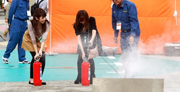 初期消火、煙体験ハウス